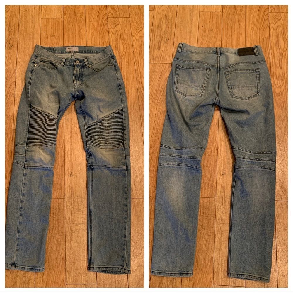 Bullhead Denim Co stacked skinny jeans 28 x 30
EXCellent Pre-owned Condition